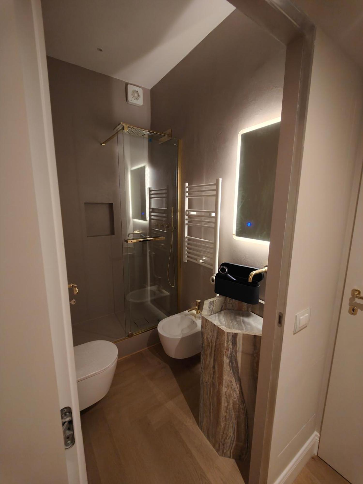 Ottoboni 2B Luxury Penthouse Apartment มิลาน ภายนอก รูปภาพ